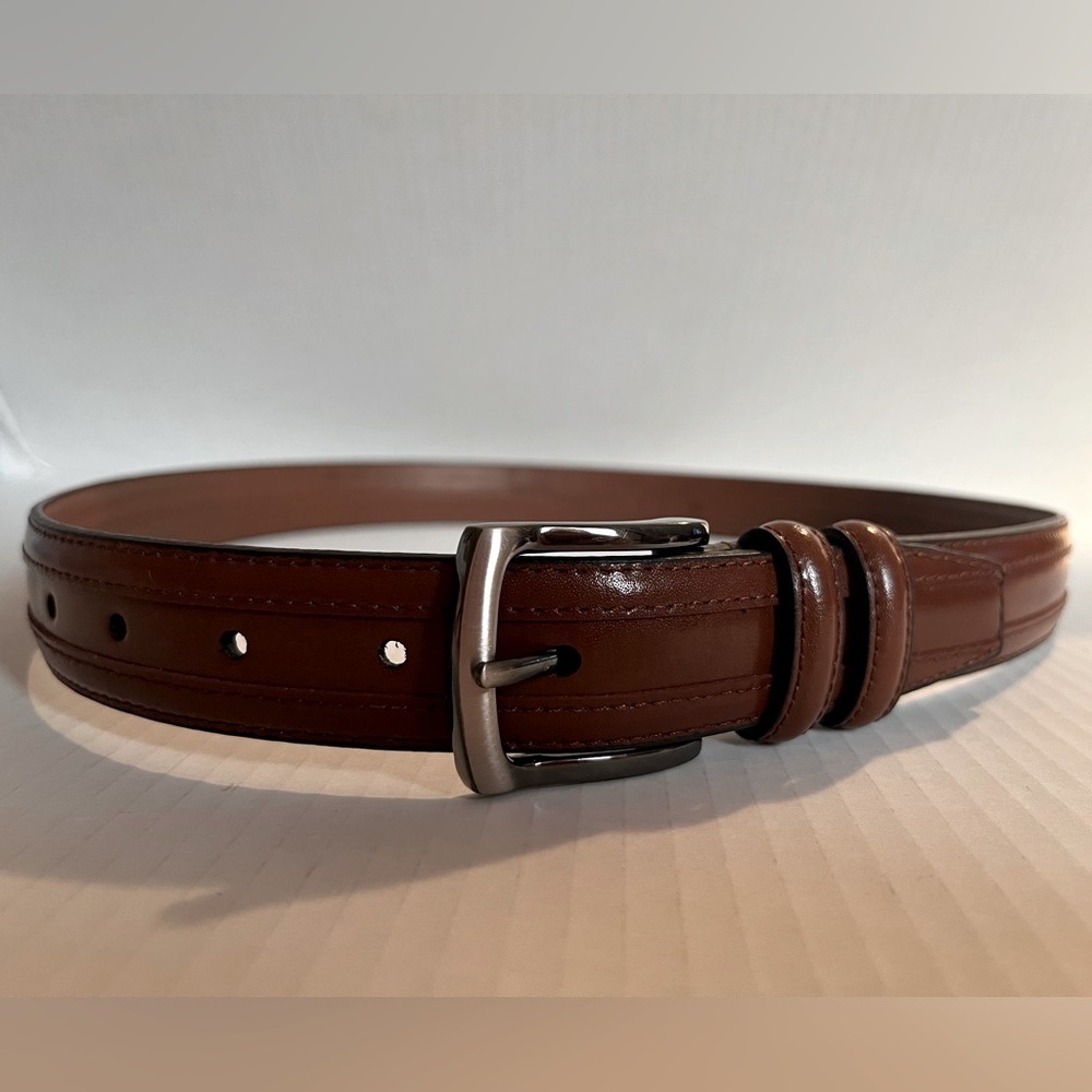 Elegant Brown Leather Belt for Men